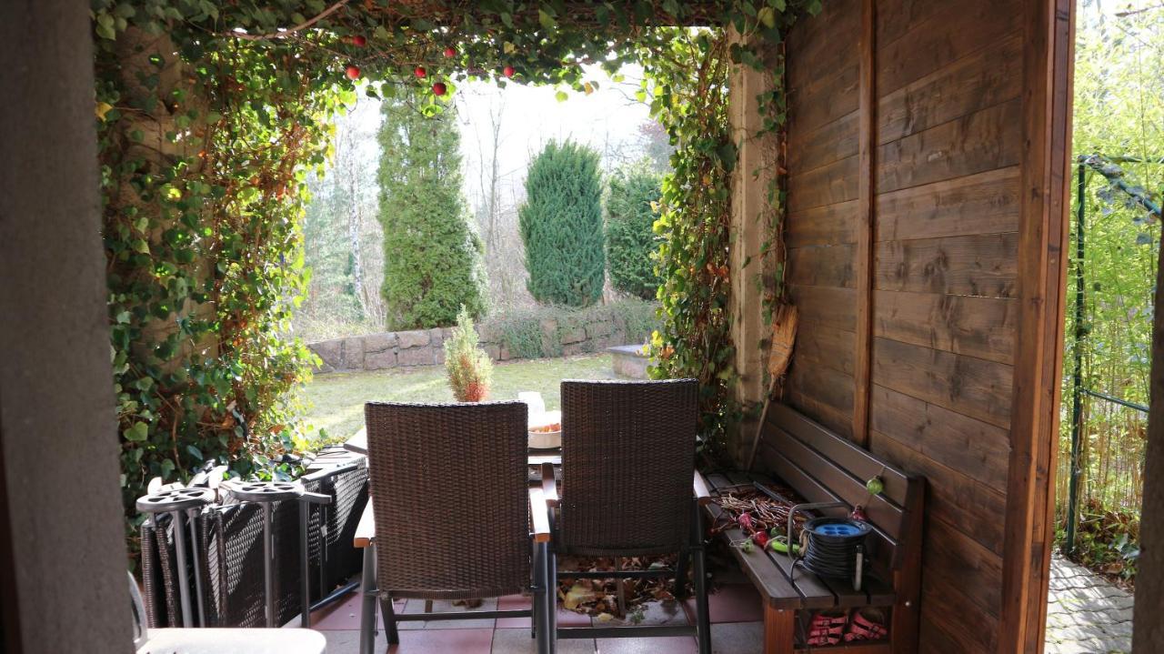 Ferienhausmit Pool zum Träumen und Entspannen für alle Sinne Bad Schmiedeberg Exterior foto